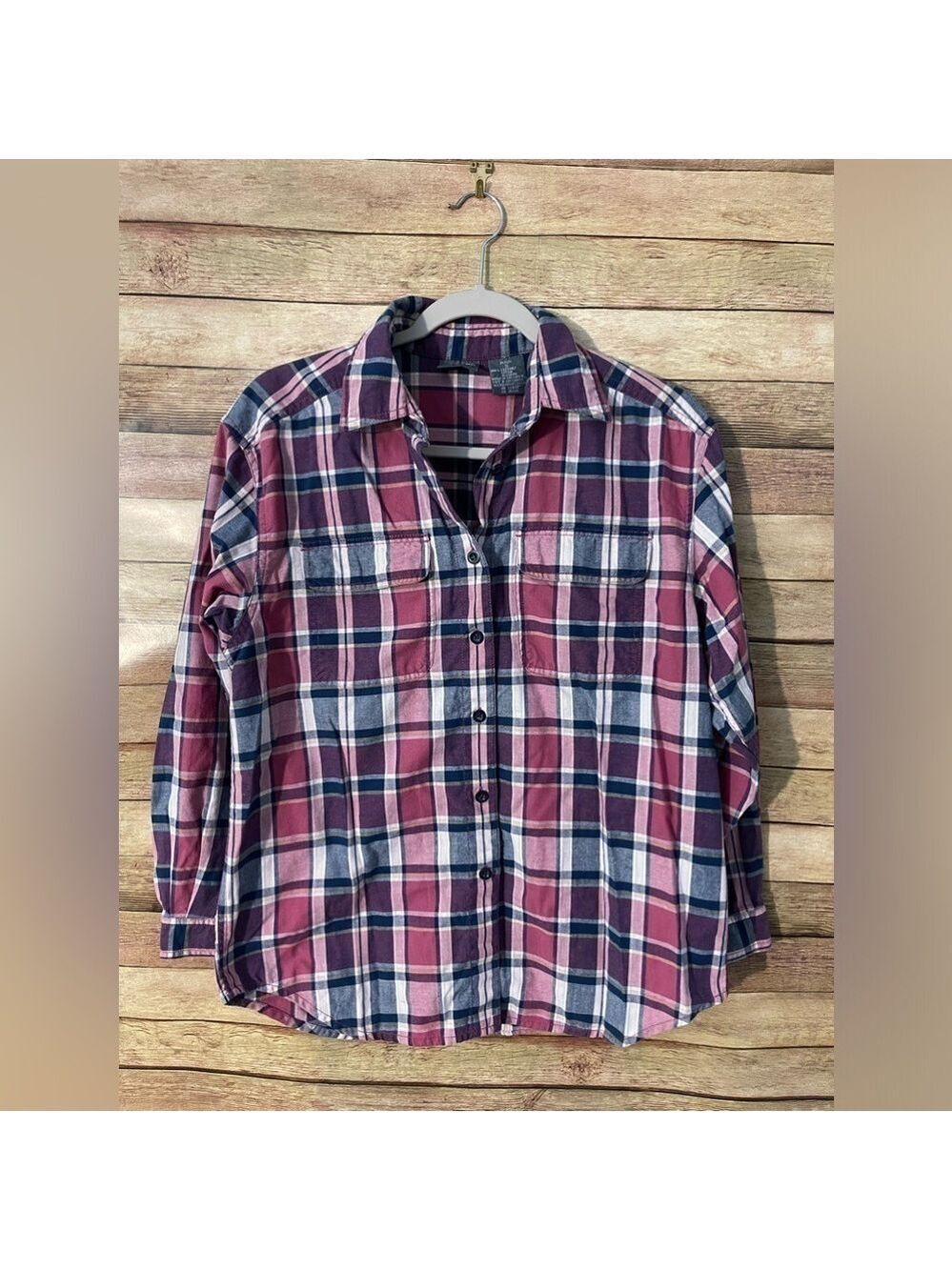 Liz Wear Petite Women’s Pink Blue Plaid Button Down Shirt Size: Petite Small